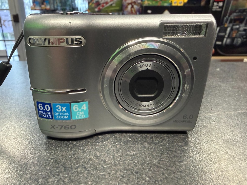Olympus Digital Camera X-760 6.0MP Silver Tested
