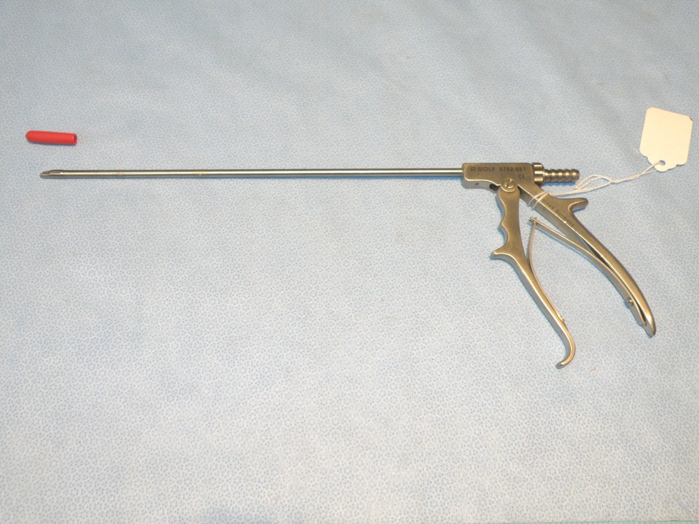 WOLF 4mm x 24cm Arthroscopic / Laparoscopic 2mm punch, model 8792.681