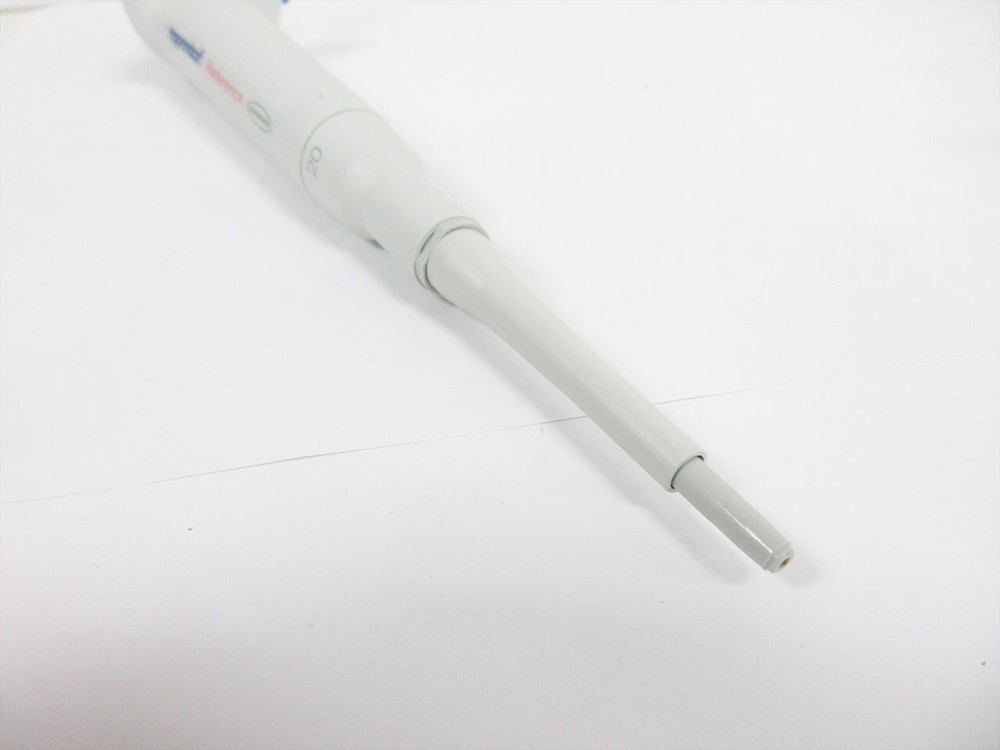 EPPENDORF REFERENCE 2 - 20 uL SINGLE CHANNEL AUTOCLAVABLE PIPETTE