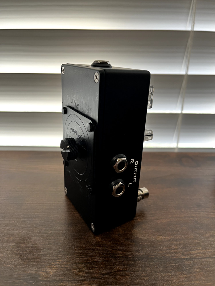 Jet Pedals Eternity Delay Pedal with MIDI