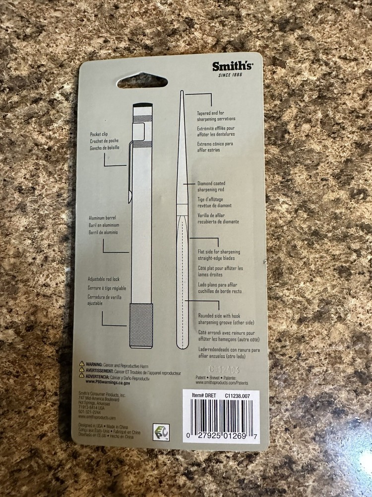 NEW SMITHS DRET DIAMOND RETRACTABLE POCKET KNIFE SHARPENER ROD Serrated