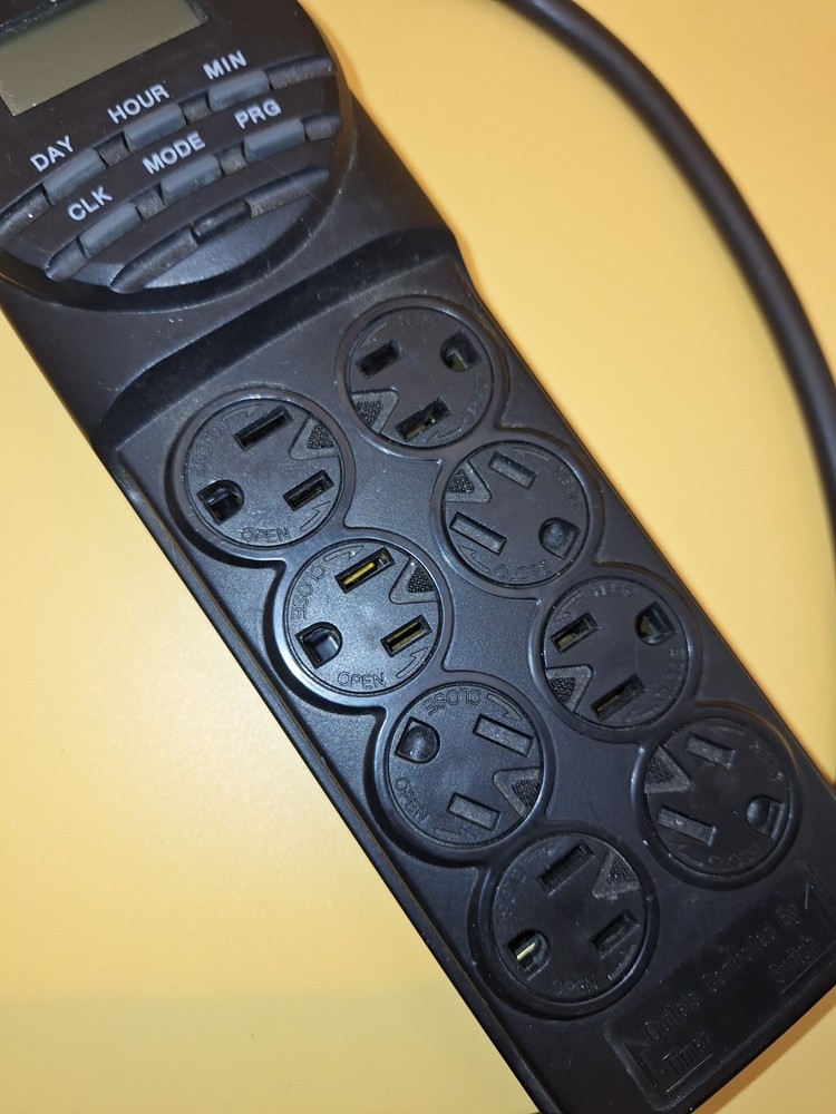 Eight outlet l e d programmable a c outlet by day or week