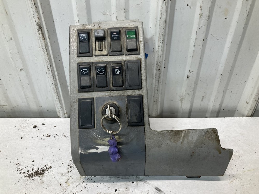 Freightliner FL70 SWITCH Dash Panel - Used