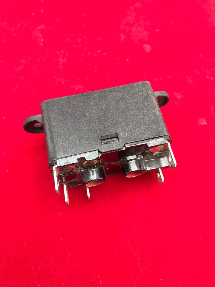 GemTech General Purpose Relay- 24 Volt Coil - 6 Spade 90370 90-370