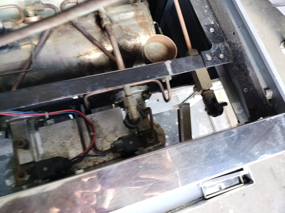 Nuova Simonelli MAC Cup V Espresso Coffee Cafe Machine - Scratch N Dent