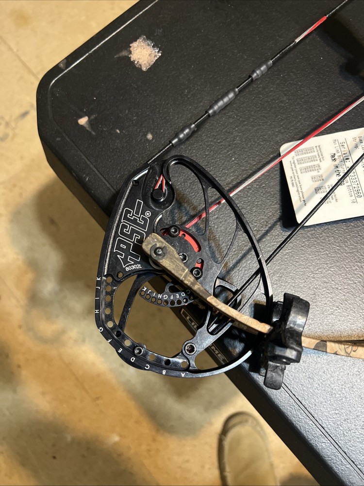 PSE Sinister AP Left Hand 60#