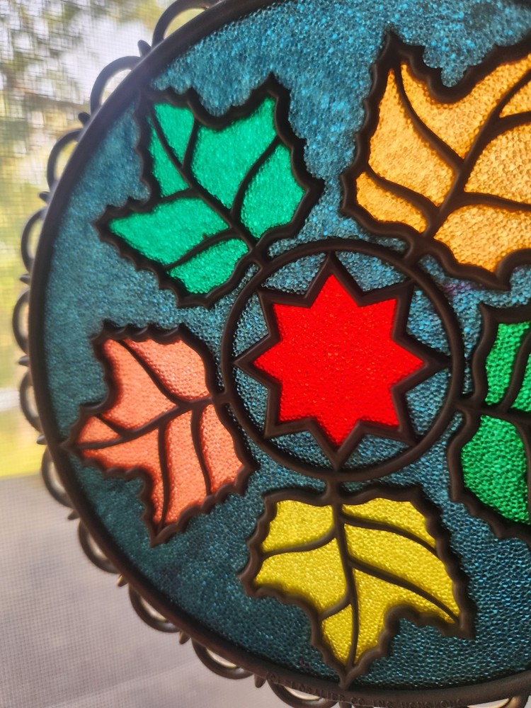 Vintage Maple Leaf Pattern Sun Catcher by Floralier Co. • 6⅞"