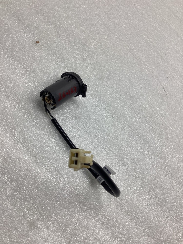 2001-2007 Toyota Sequoia Dash Power Socket Outlet 12V OEM