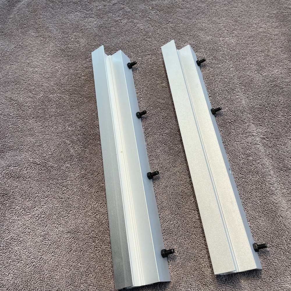 A25RT03 Router Table Aluminum Featherboard Rails ** NO HARDWARE **