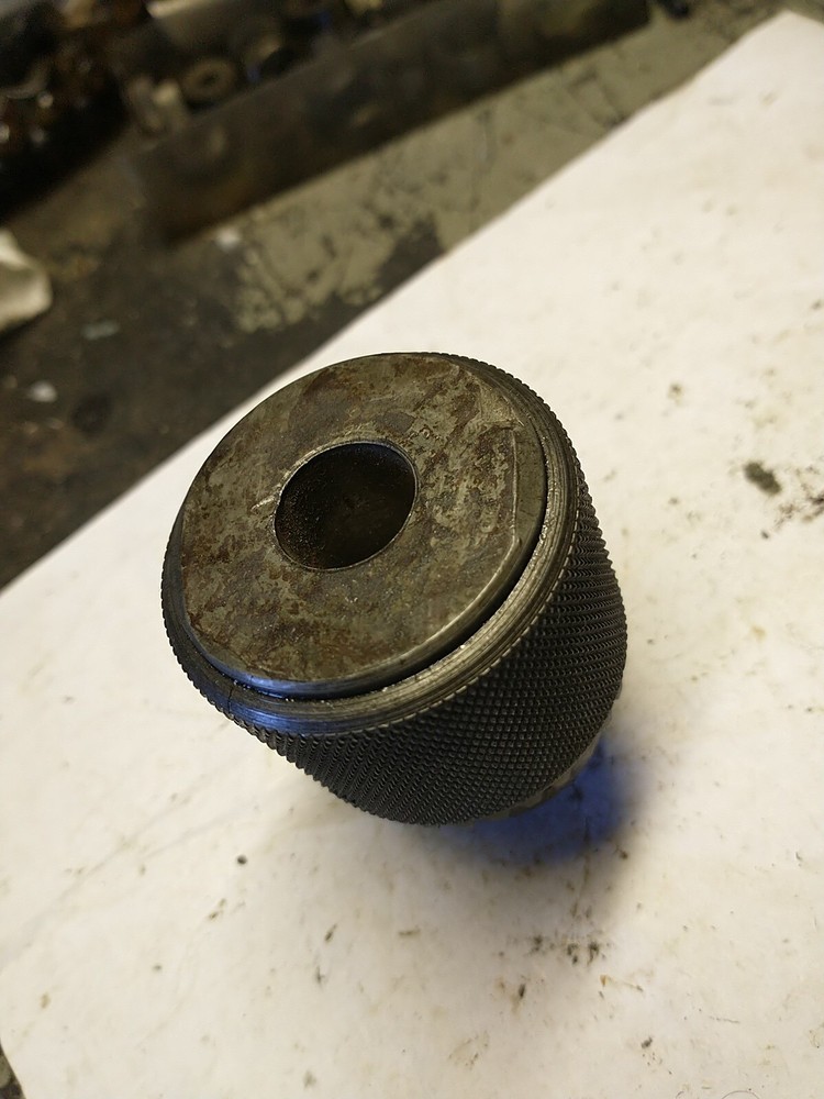 Jacobs No. 34 1/2" drill chuck And Key