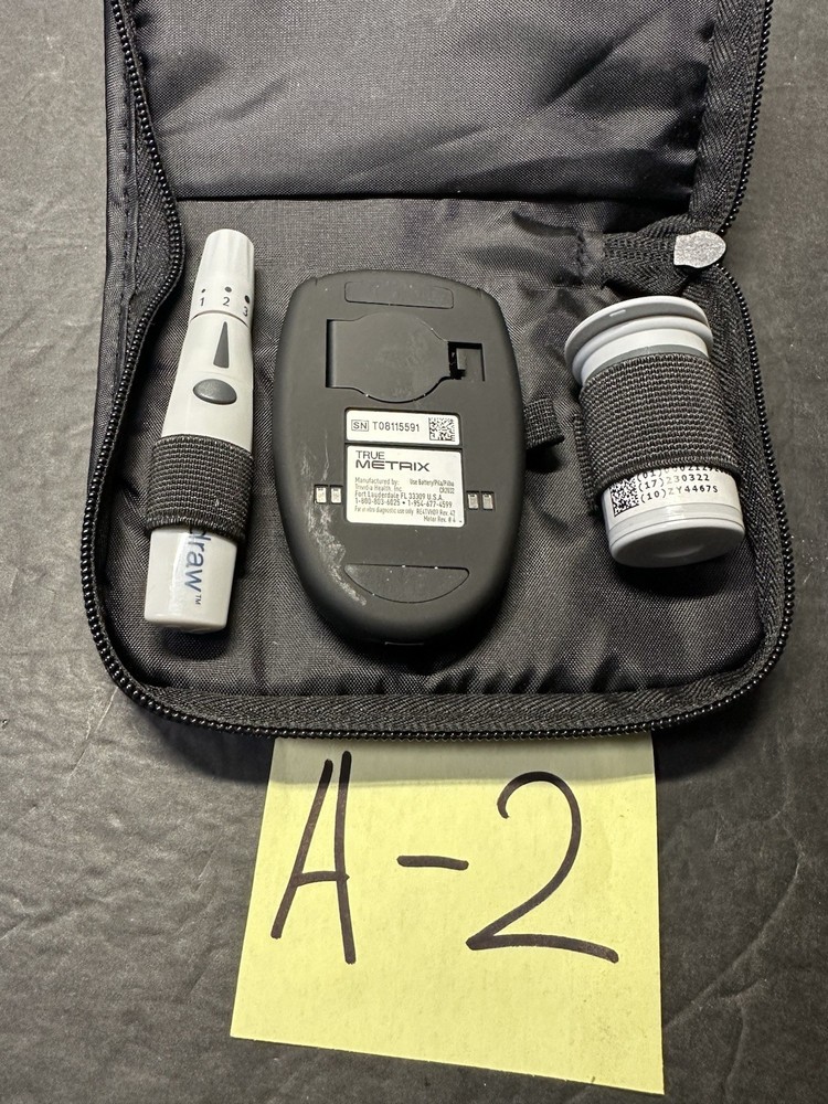 TRUE Metrix AIR Blood Glucose METER & Carrying Case Untested May Need Battery