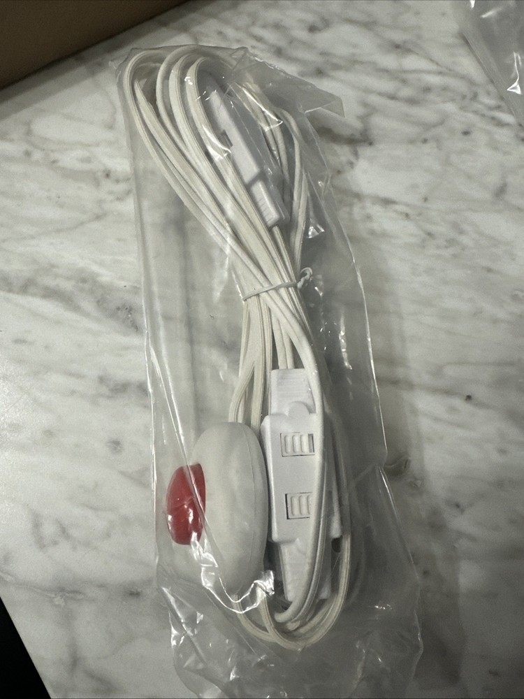 15 FT Extension Cord with ON/OFF Foot Switch Angled Flat Plug 16/2C