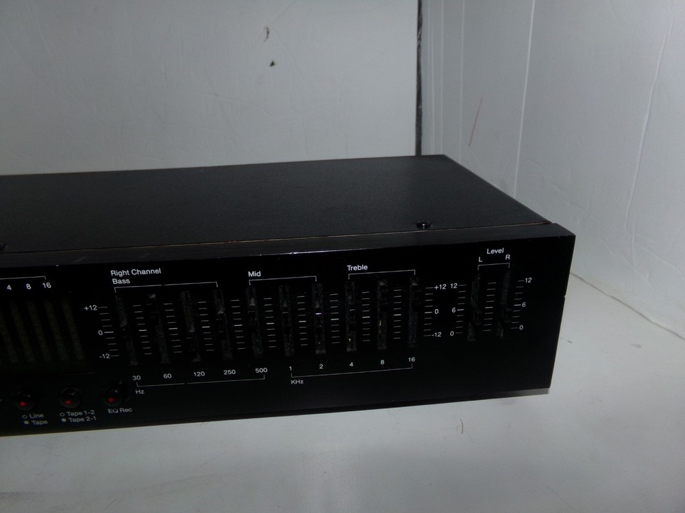 Vintage 1990s AUDIO SOURCE EQ Eleven Stereo Graphic Equalizer Spectrum Analyzer