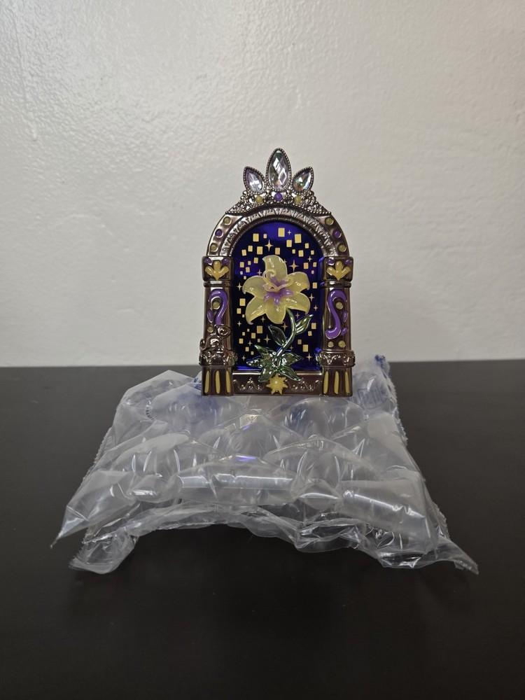 Bath & Body Works Rapunzel Nightlight Wallflowers Diffuser Fragrance Plug