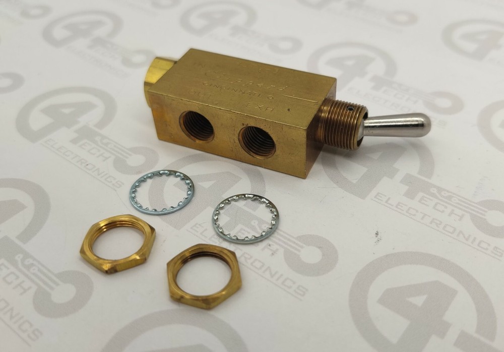 Universal Instruments Toggle Valve 42978601