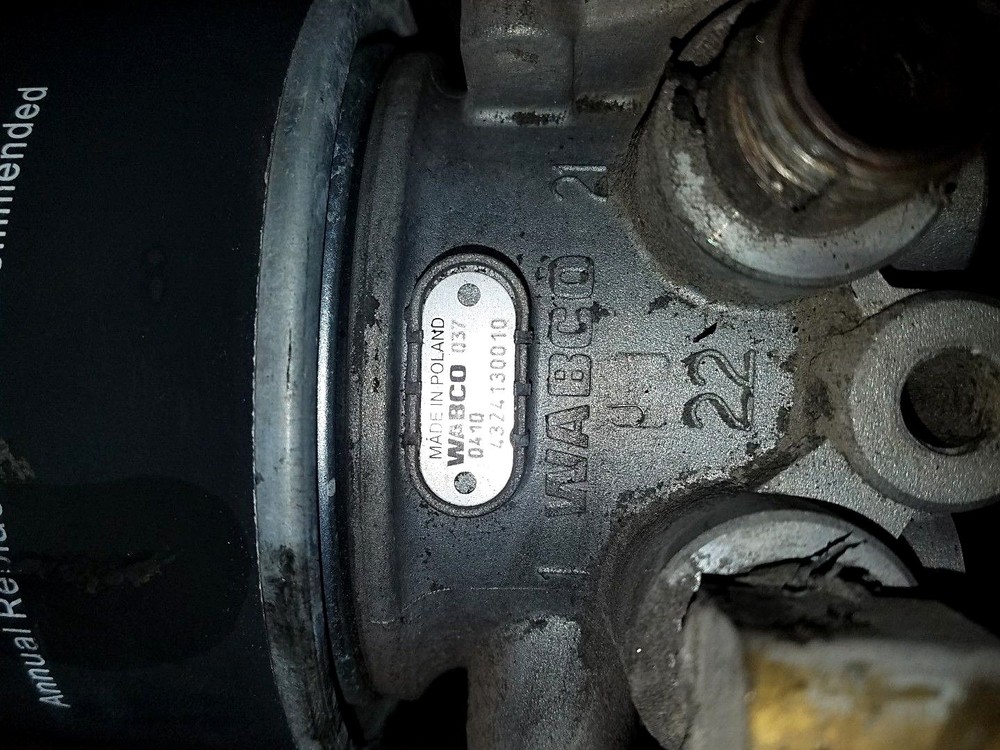 WABCO AIR DRYER 4324130010