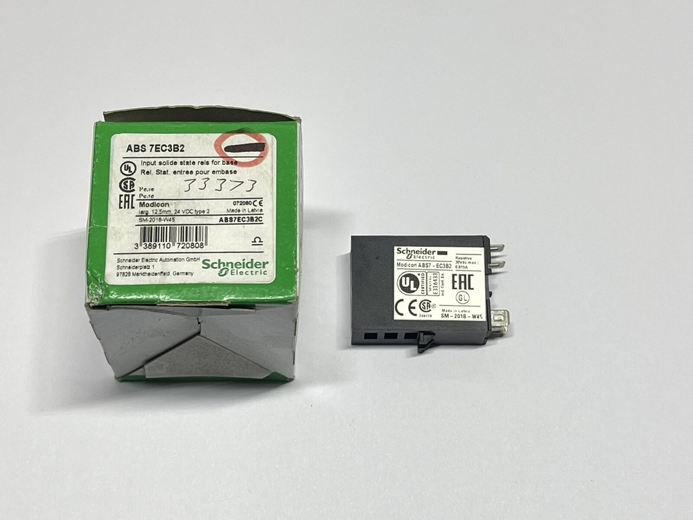 Schneider Modicon ABS7-EC3B2 Type 2 Plug In Solid State Relay 24VDC 072080