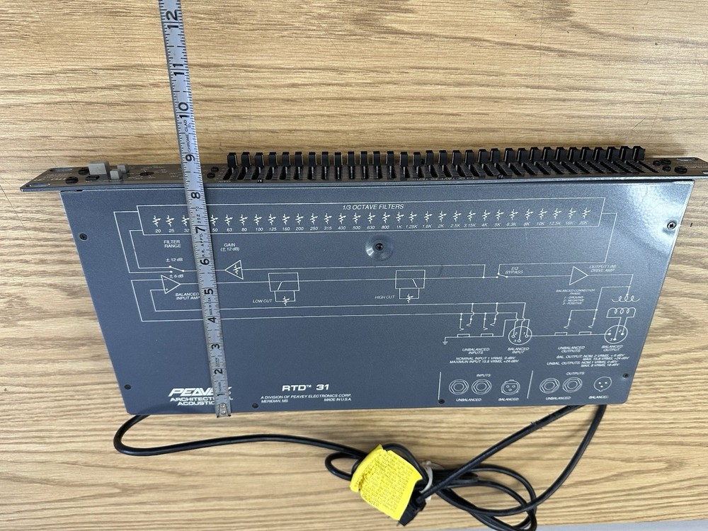 Peavey RTD 31 1/3 Octave Graphic Equalizer - Rack Mountable (ROC039606)
