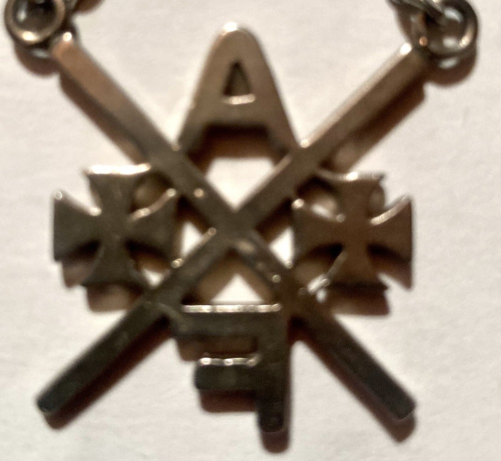 AGNOSTIC FRONT ULTRA RARE VINT 1990S AF CHISEL NECKLACE AND PENDANT NYHC W/CASE