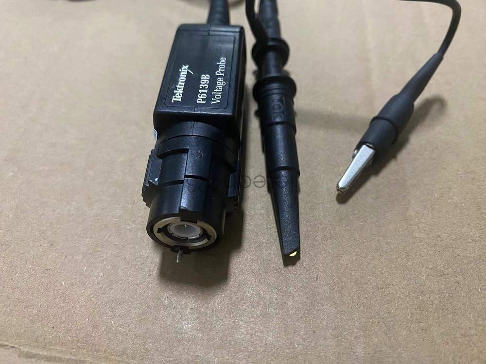 Tektronix P6139B Voltage Probe