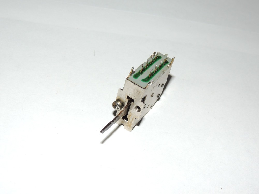Technics SA-700 Loudness/FM- Muting 2 Position 8 pin Switch SS-L97