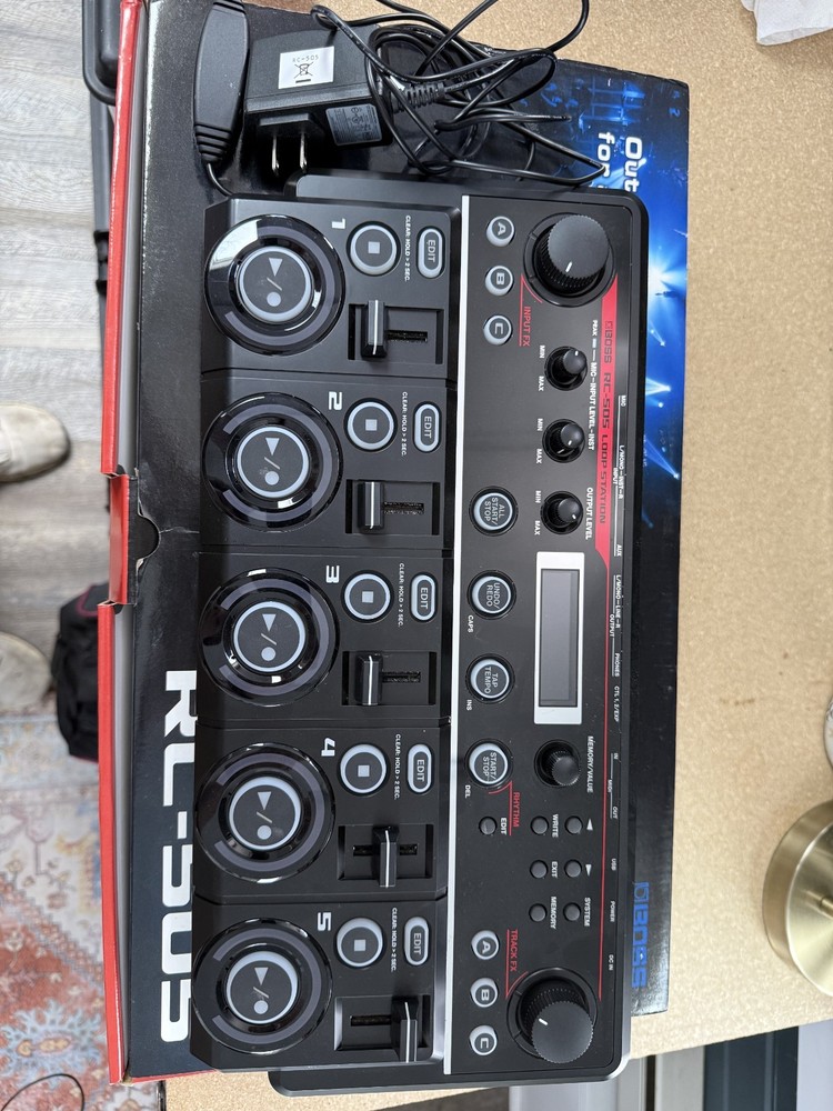 Boss RC-505 Loop Station with box slightly used