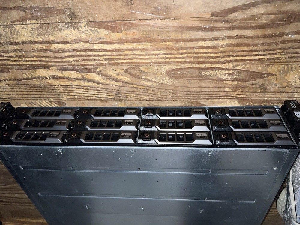 DELL E03J POWERVAULT MD1200 STORAGE ARRAY SERVER 11*3TB HDD'S