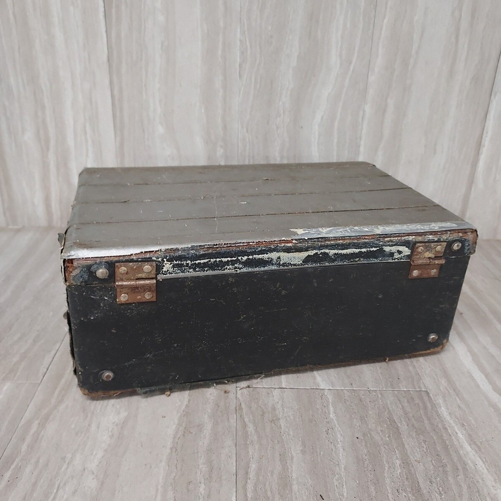 Vintage B & K CRT Cathode Rejuvenator Tester Model 400 Powers On Untested