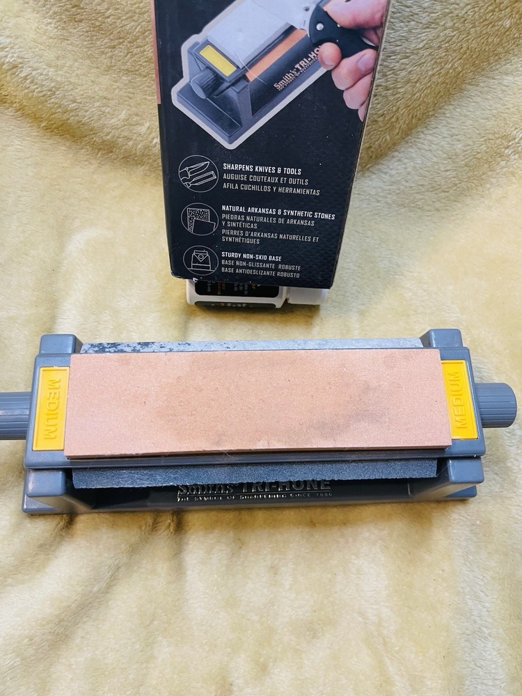 Smith's Be Sharp 6" Arkansas Tri-Hone Sharpening Stones System