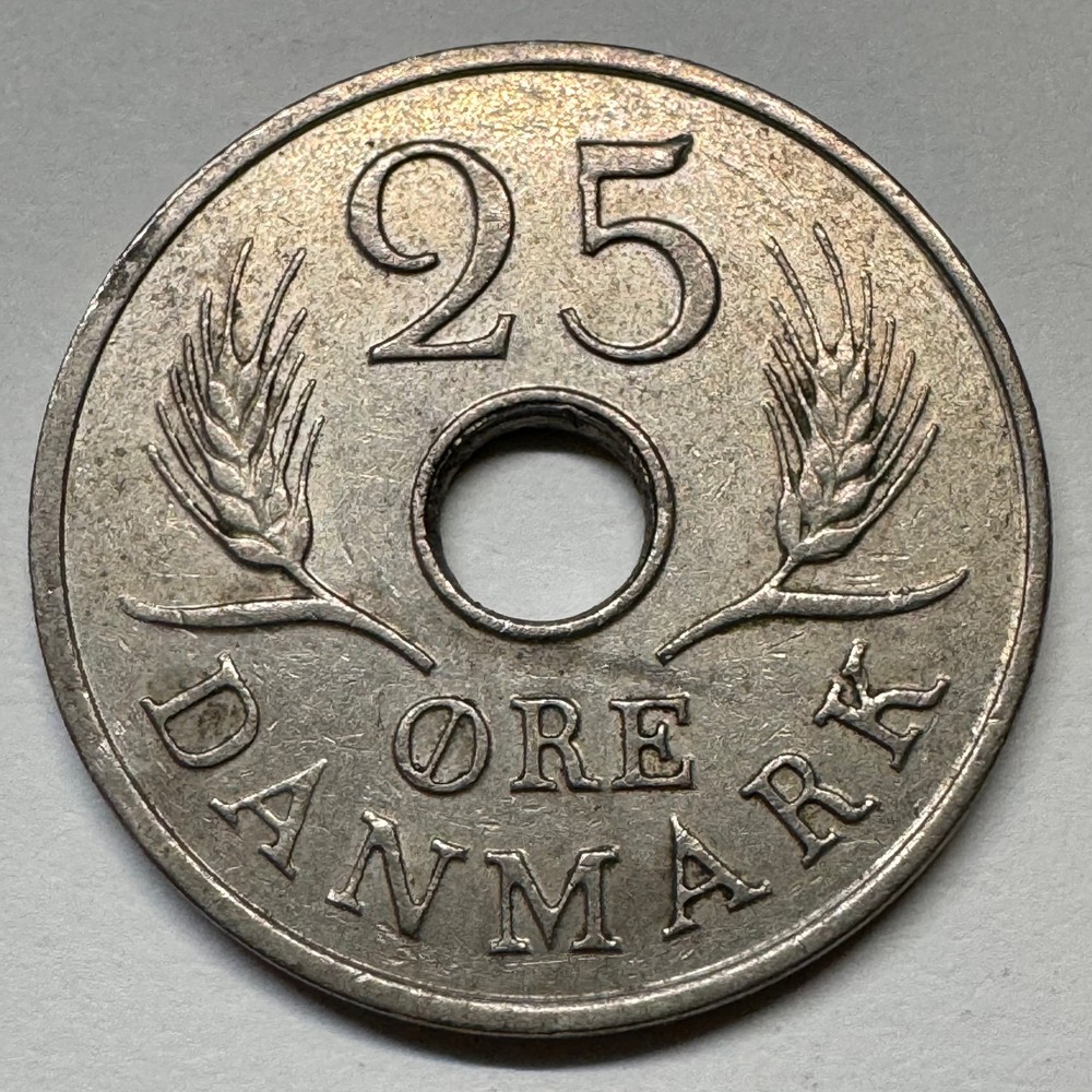 1967 Denmark 25 Ore - Coin #C-027