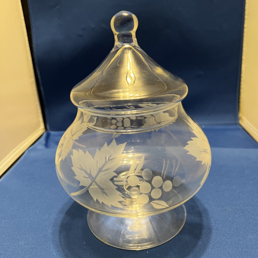 Vintage Leaf & Grape Pattern Etched Candy Dish With Lid 7.5”