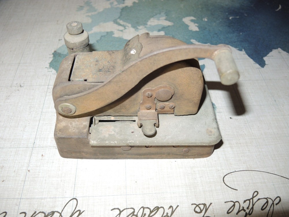 Vintage Single Digit Check Writer Machine Antique