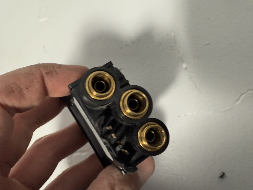 FREIGHTLINER CASCADIA PANEL SWITCHES