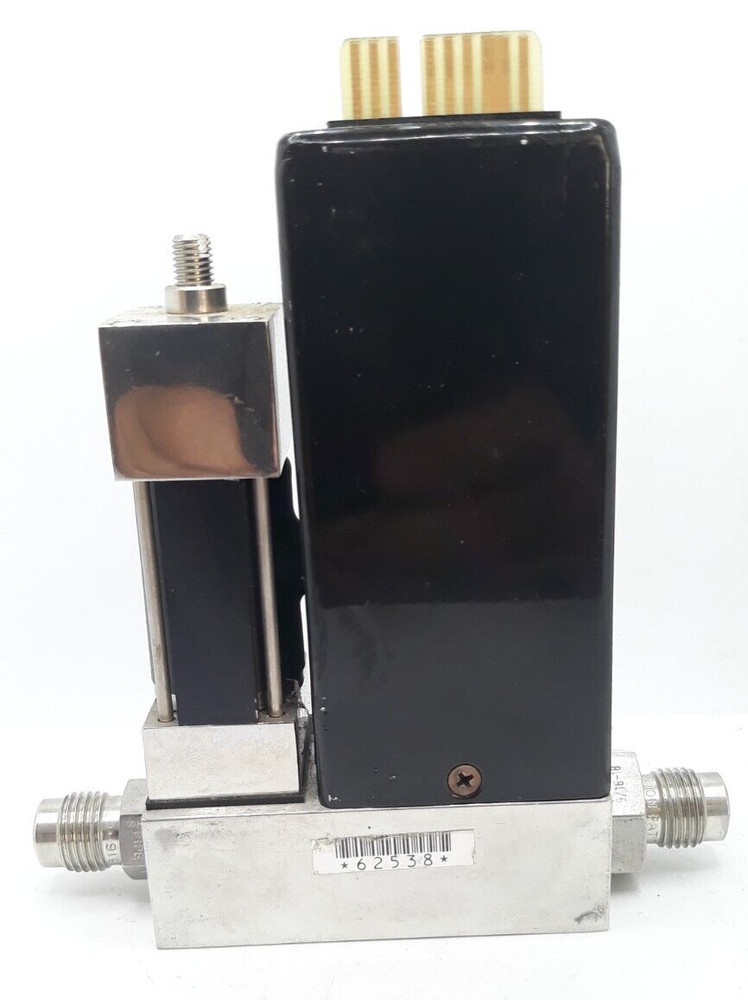 UnitUFC-1000 Mass Flow Controller Range 10 SLM Gas N2 --4378