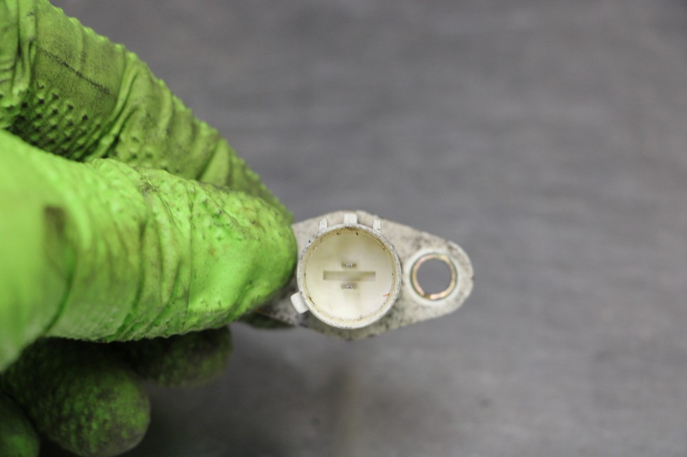 03-04 Honda 600RR Air Temperature Temp Sensor