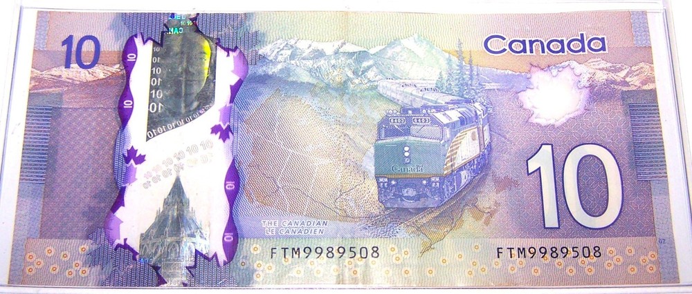 Canada 10 Dollar Banknote 2013 Used Polymer FTM9989508