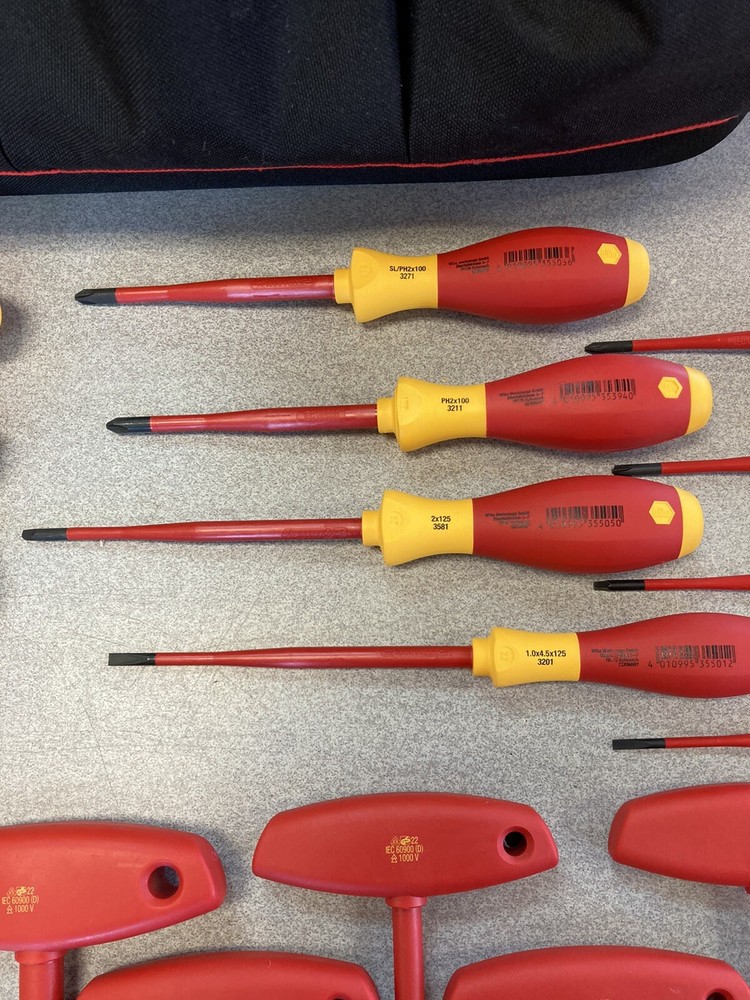 Wiha 32973 Tool Set - 22 Piece