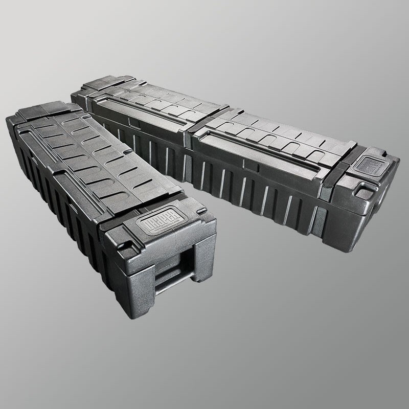 Draper Ultimate Folding Screen