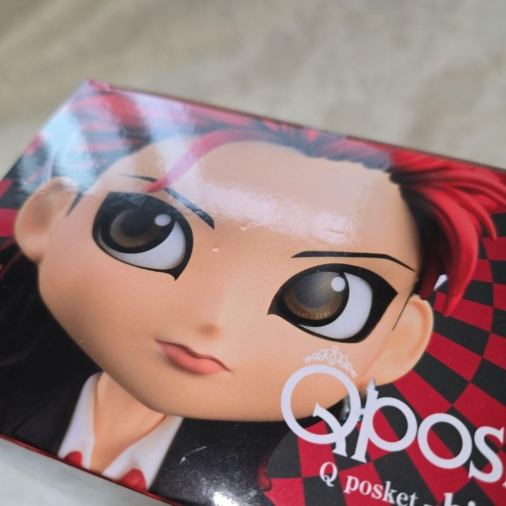 hide QPosket Figure A Normal Color