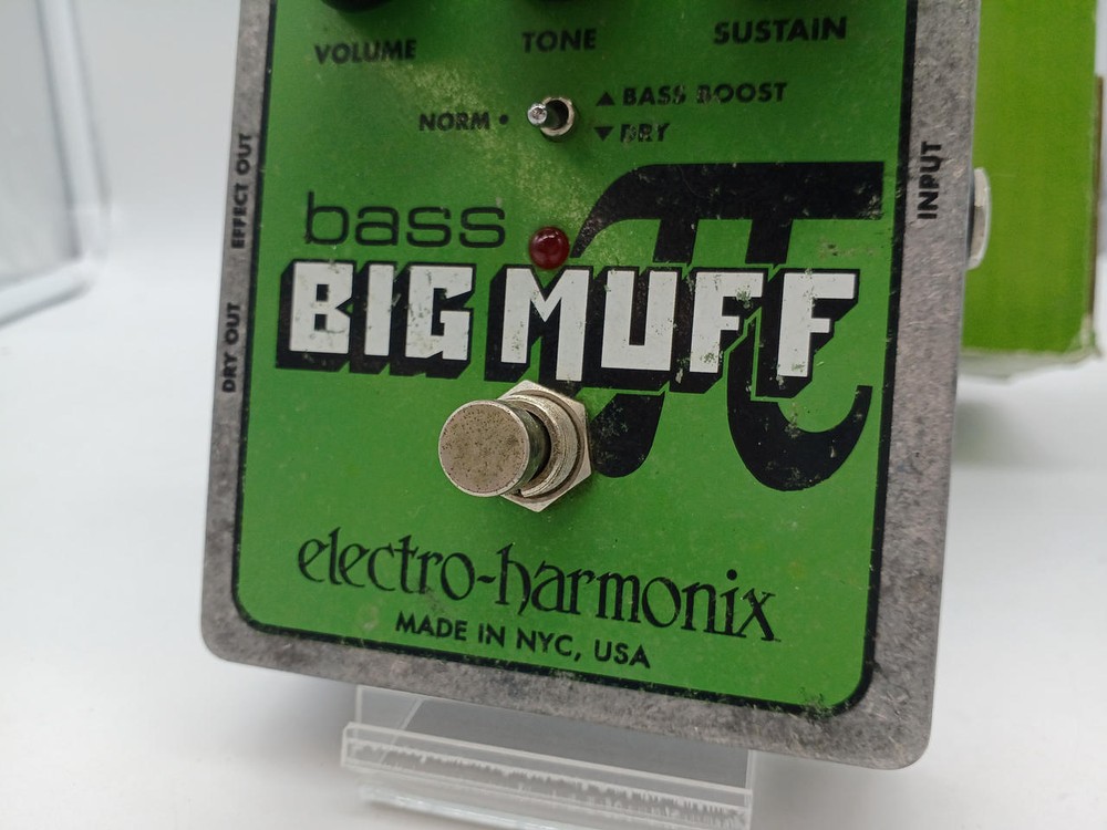 ELECTRO HARMONIX BASS BIG MUFF effector From Japan