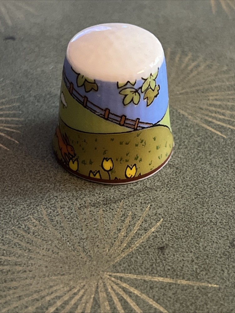 Reutter Germany Porcelain Thimble VTG