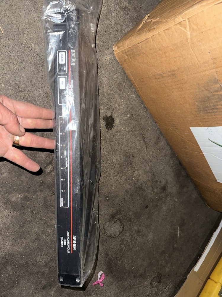 WTI CONSOLE PORT SWITCH APS-8M