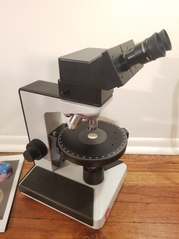 Leitz Laborlux 11 Pol S Polarizing Microscope 2.5/10/25/50x Complete