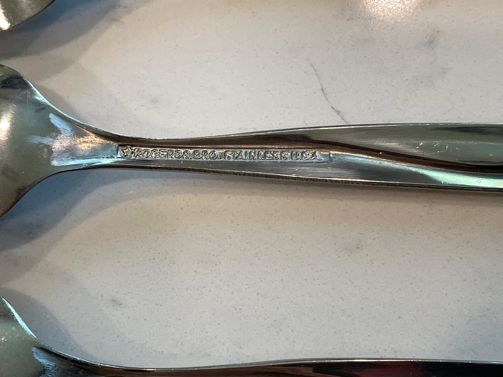 7 Rogers & Bro Stainless USA CAPRICE Teaspoons 6"