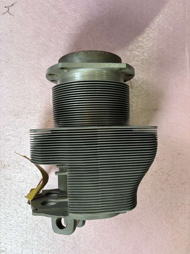Continental IO-470 Cylinder