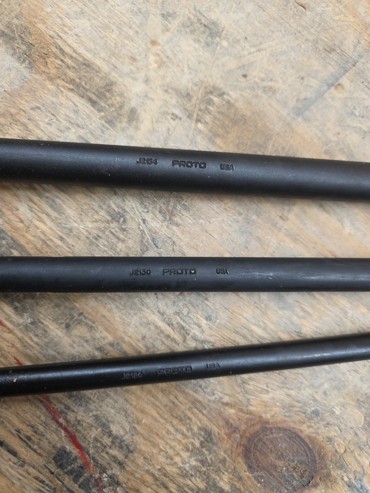 3 Piece Rolling Head Pry Bar Set
