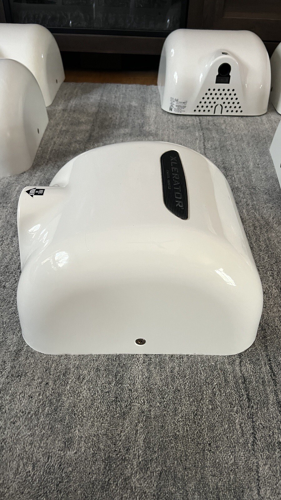 XLERATOR HAND DRYER XL-W NO TOUCH WALL MOUNT BATHROOM EXCEL XL C BW WHITE METAL