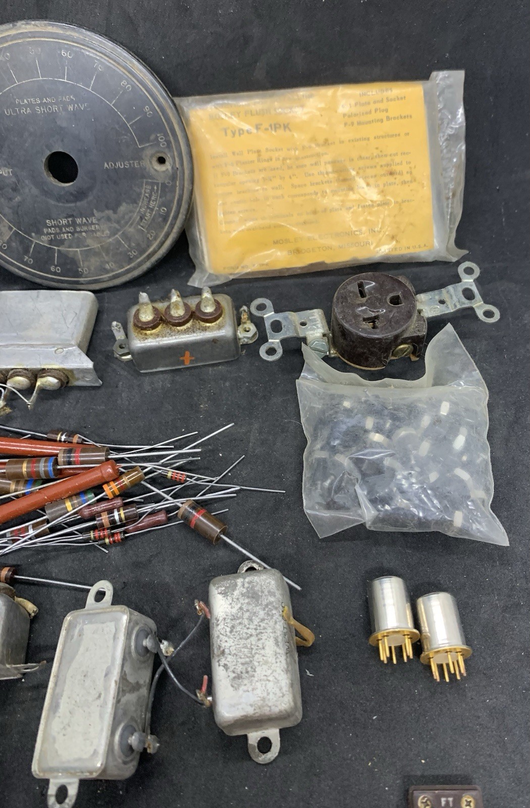 Misc. Radio and Electrical Parts * FROM HAM / ANTIQUE RADIO ESTATE * (A204)