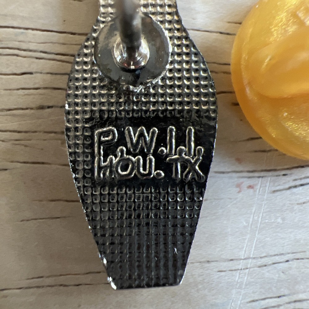 Vintage Widows Masonic Shoe Pinback