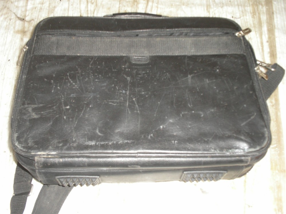 Targus Laptop Computer Netbbook Notebook Bag